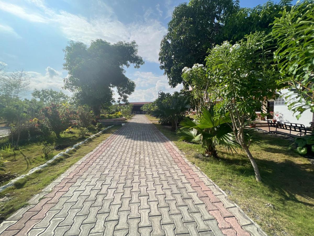 La Plumerias Moalboal Ngoại thất bức ảnh