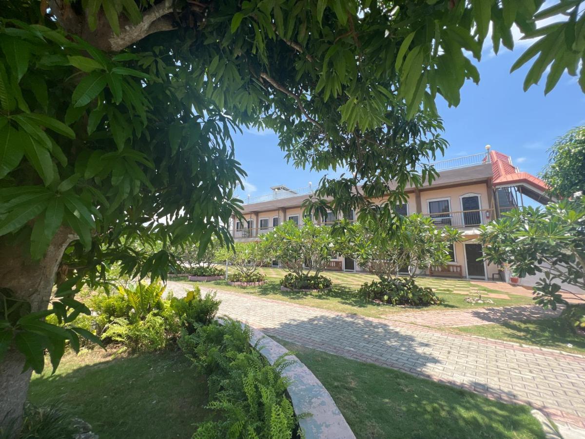 La Plumerias Moalboal Ngoại thất bức ảnh